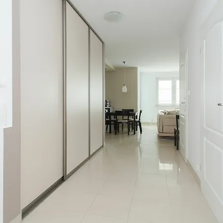 Shortstaypoland Wolnosc Apartment *